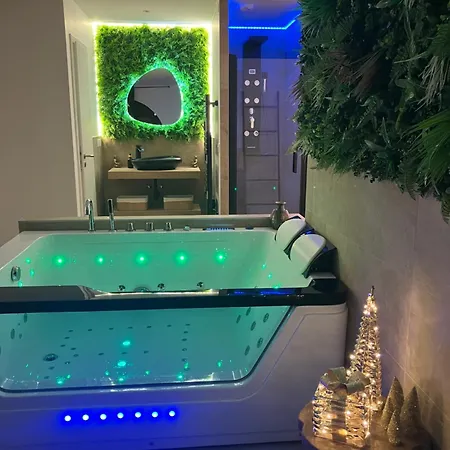Apartman Magnifique Avec Jacuzzi Et Sauna Privatifs *