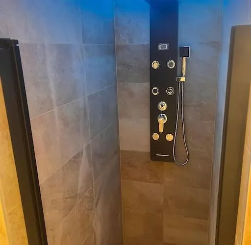 Magnifique Avec Jacuzzi Et Sauna Privatifs Lejlighed *